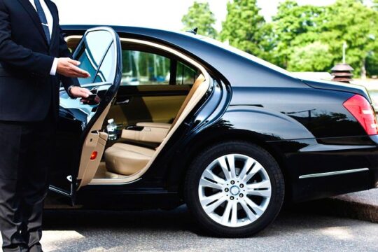 Private One-Way Transfer: City of Paris
