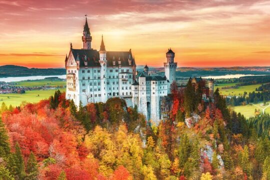 Neuschwanstein and Lindau Private Tour from Zurich