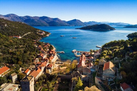 Elaphite Islands Cruise with Local Gastronomy at Captain's House
