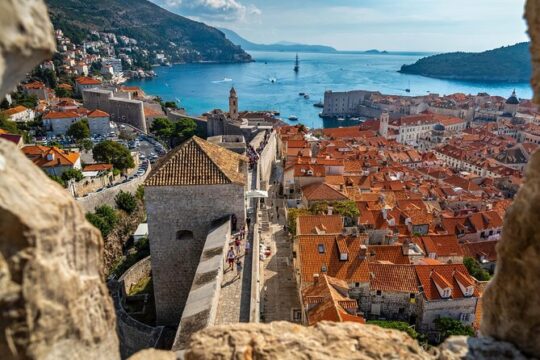 Dubrovnik Day Tour with Local Food and Wine Tasting