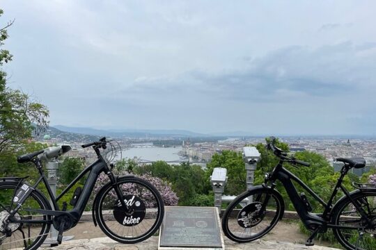 Private Budapest Adventure E-bike Tour to Buda Hills