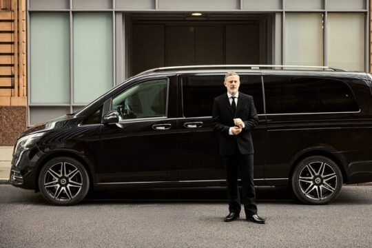 Paris VIP Transfers to or from Charles de Gaulle and Orly Airport
