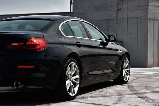 Private Oneway Airport Transfer London to London Heathrow Airport