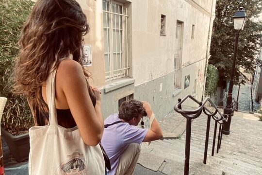 Learn the art of street photography in the heart of Montmartre!