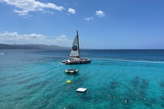 Half Day Catamaran Party Boat, Snorkeling and Hip Strip Tour