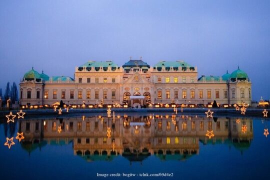 Christmas at Belvedere: Private Tour of the Upper Palace & Market