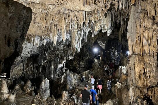 3-Hour Tongatapu East Coast and Anahulu Cave Tour