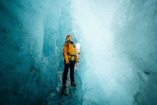 2-Day South Coast, Glacier Lagoon, Ice Cave and Northern Lights
