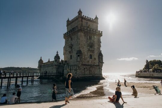 Best of Lisbon Walking Tour with River Cruise & Monastery