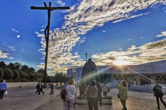 Visit Fátima and Óbidos from Lisbon full day