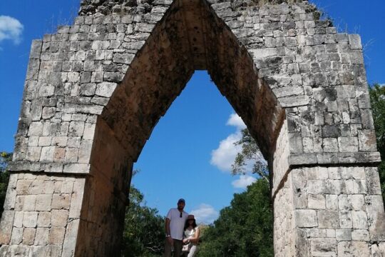 Private tour to the Archaeological Zones of Ruta Puuc