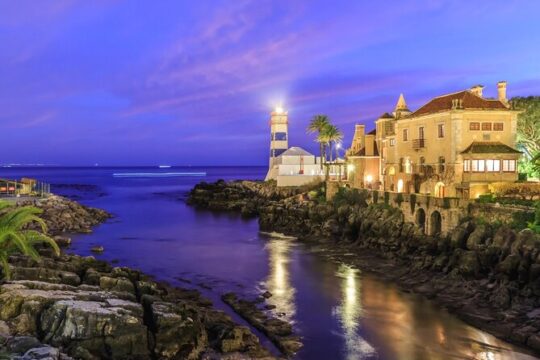 Private Tour in Sintra, Cascais, and Queluz Palace with Pickup