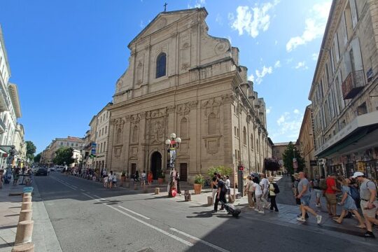 Private Tour of the Historic Center of Avignon