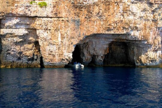 Blue Cave & Hvar : Five Islands Private Speedboat tour