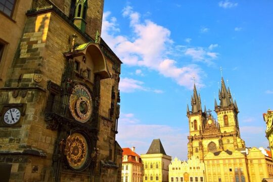 Get to see all sites in one tour - Prague private tour by minivan