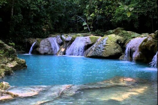 Blue Hole and Dunn’s River Falls Tour with Lunch and Cocktails at Reggae Hill