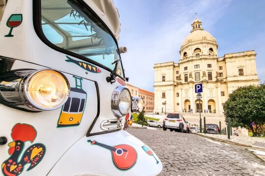Lisbon Complete Tour! Eco TukTuk Private Guided