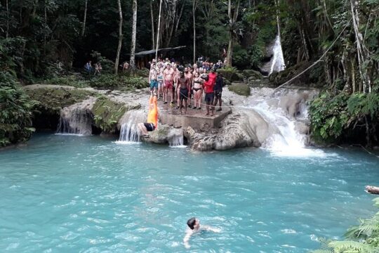 Private Blue Hole and River Tubing Tour