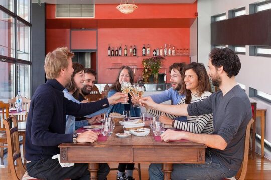 Lisbon Food Tour with 3 Stops and Fado Show Performance