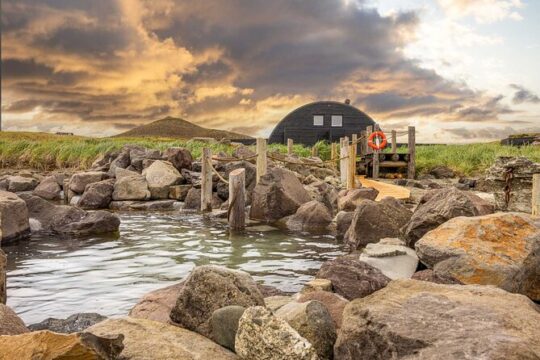 Hvalfjordur & Hvammsvik Hot Springs Private Tour