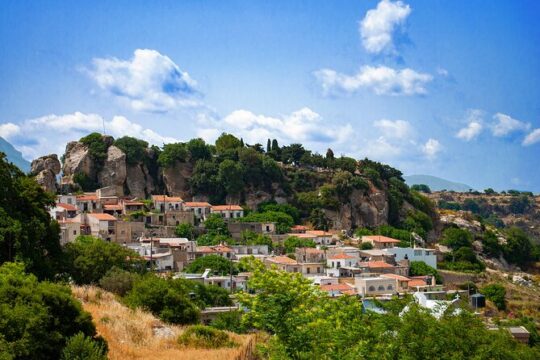 Private Trip Through the Heart of Crete, Picnic & Wine Tasting