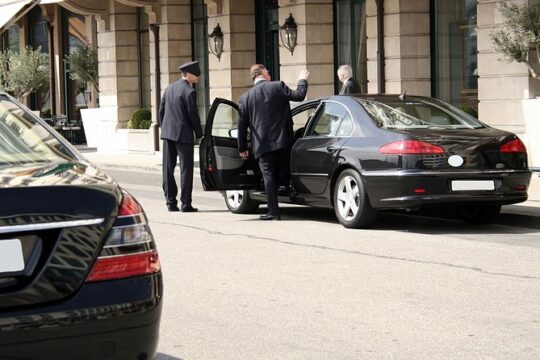 Private Car Service in Paris with Driver