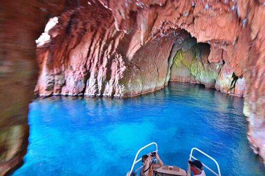 Friendly getaway to the Calanques of Piana from Cargèse