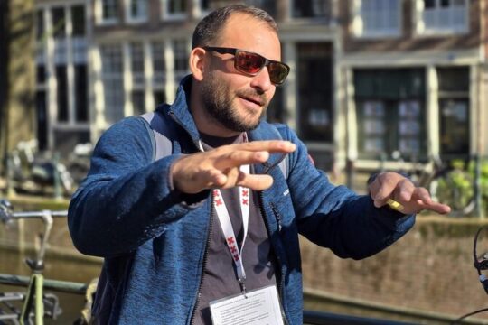 ECO Walking Tour in Liberal Amsterdam:History,Culture,H.Gems