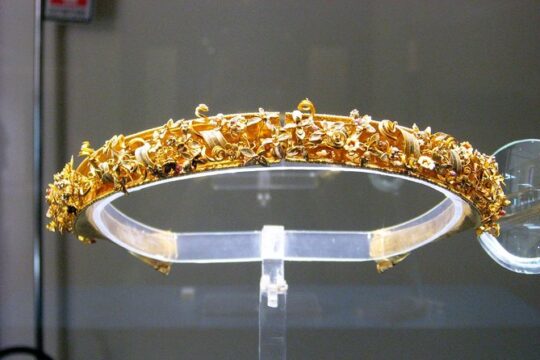 MarTa Archaeological Museum Taranto tour: very impressive great gold artifacts