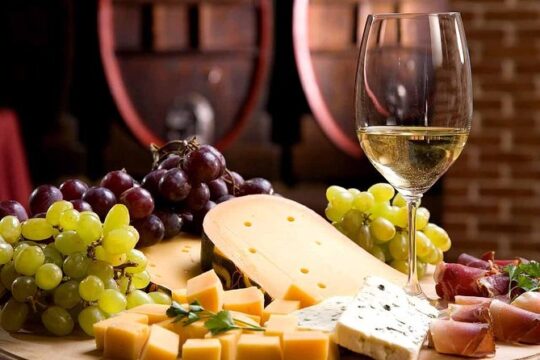 Wine Tasting Experience @ Lyrarakis Winery (Transfer Included)