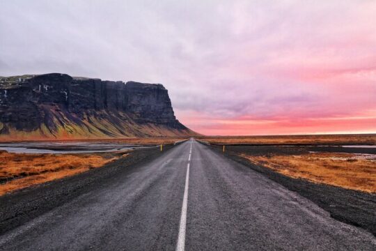 5 Nights 6 Days | Iceland Small-group Tour from Keflavík