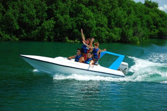 Amazing Speedboat Cancun