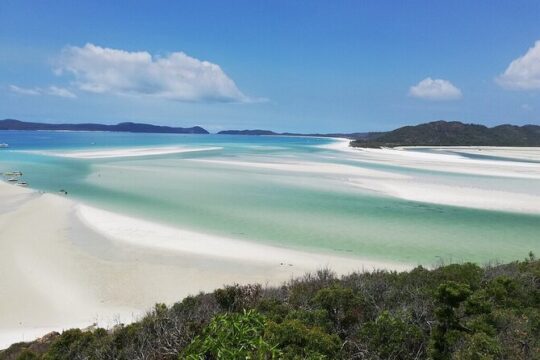 2-Night Whitsundays Sailing Cruise incl. Whitehaven Beach & Great Barrier Reef