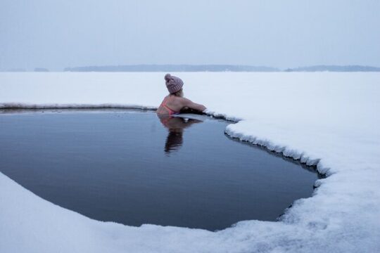 Private Wooden Heated Sauna and Ice Swimming