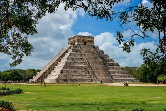Small group CHICHEN ITZA away from the crowds with early departure and Mayan community