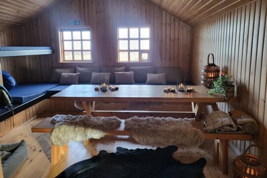 4x4 Adventure and Mountain Hut Escape at Iceland Backroads