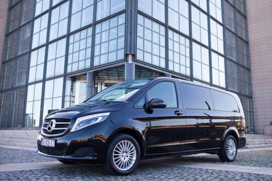 Private Transfer from Venice to Vienna or Vienna to Venice