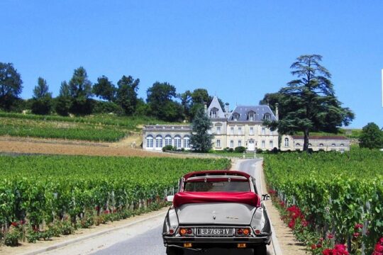 Private wine trip to Saint-Emilion aboard vintage French presidential car