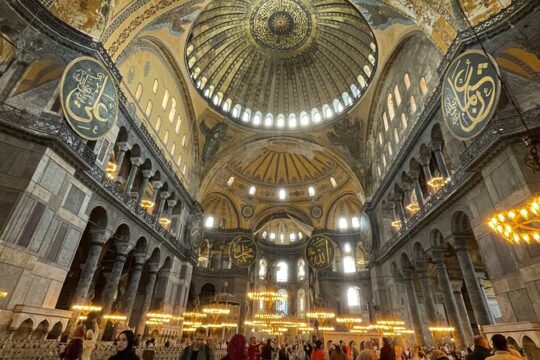 Istanbul with Local's Eyes