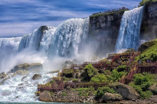 2 - Day USA & Canada Full Experience