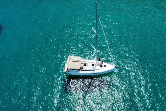 Islands Tour on Luxurious Jeanneau Sun Odyssey