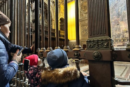Best of St Peter Basilica Treasure Hunt for Kids and Families