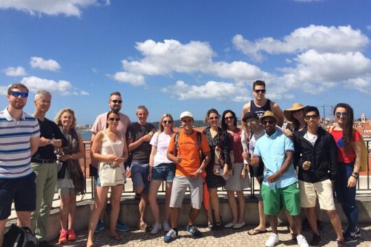 Private Tour around Alfama and Mouraria - The oldest neighborhoods in Lisbon