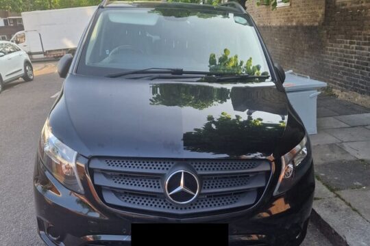 One-Way Taxi Transfer from Heathrow Airport to Southampton Port