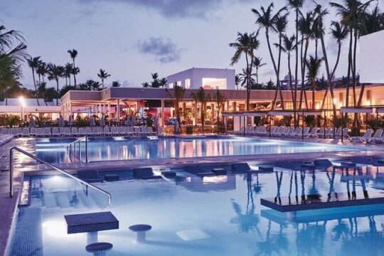 Santo Domingo Airport and Riu Bambu Punta Cana Private Transfer