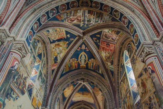 Walking tour Galatina, outstanding, mind-blowing Giottesque frescoes in Puglia