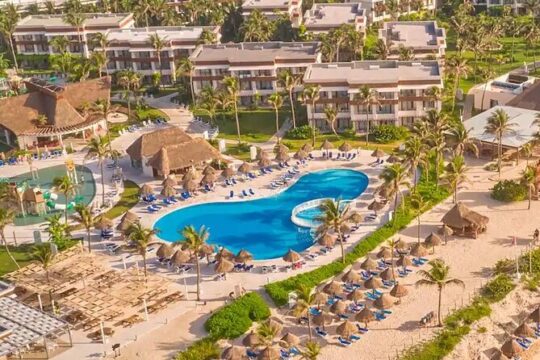 Cancun Airport and Bahia Principe Grand Tulum Private Shuttle