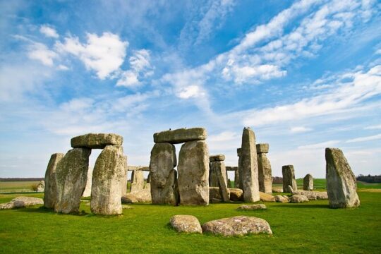 Private Tour Windsor Castle, Stonehenge and Bath from London