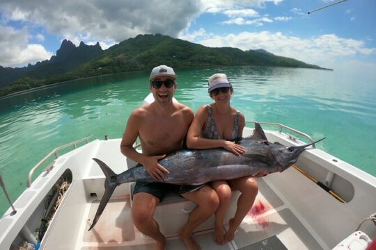 Half-day big game fishing in Moorea Maiao for 2 people