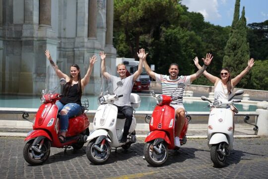 Rome Vespa Tour with Tiramisu